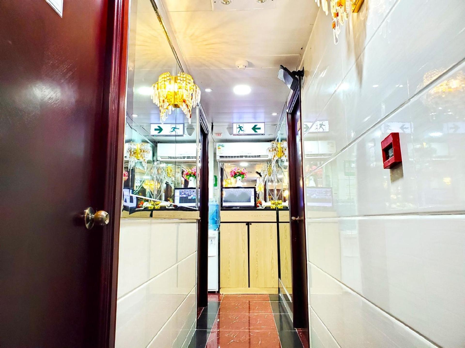 International Metro Guest House Hong Kong Bagian luar foto