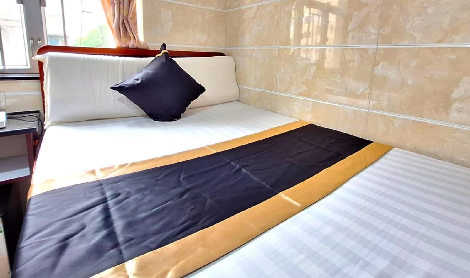 International Metro Guest House Hong Kong Bagian luar foto